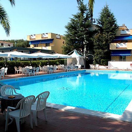 Hotel Seven Residence Palinuro Esterno foto