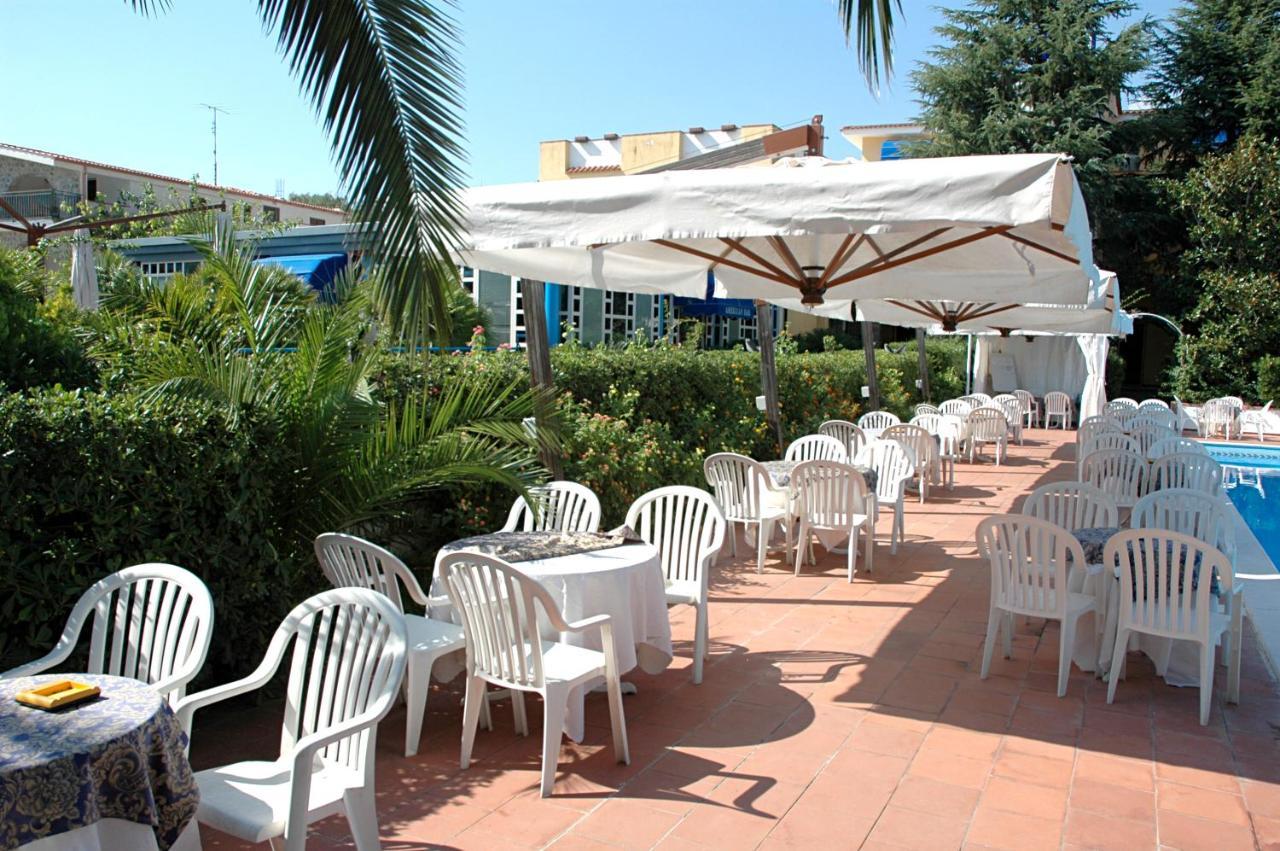 Hotel Seven Residence Palinuro Esterno foto