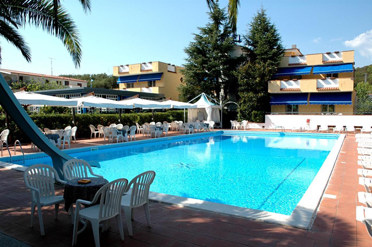 Hotel Seven Residence Palinuro Esterno foto